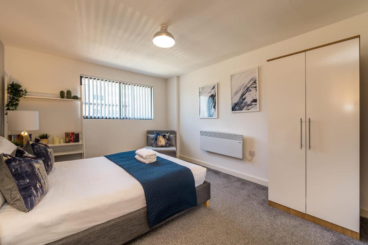 Host & Stay - Central Balcony Apt Ливърпул Екстериор снимка